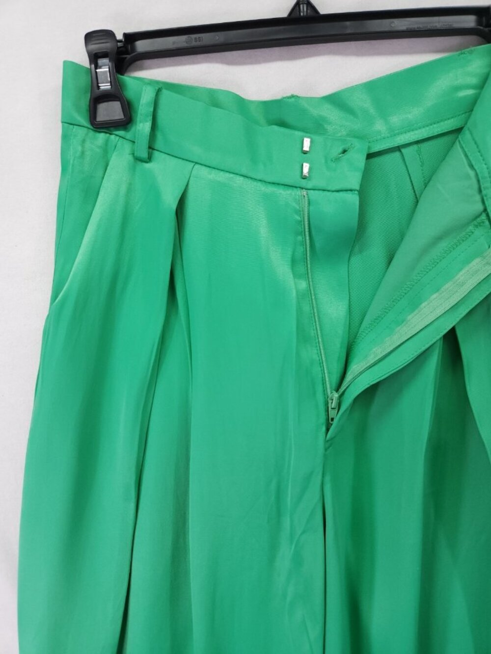 Zara Womens Pants Size XS (26x33) Green Satin Wide Leg Pleated Flowy Palazzo - Picture 13 of 16
